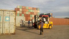 廈門(mén)某集裝箱碼頭有限公司采購(gòu)永新昌廈工5噸叉車